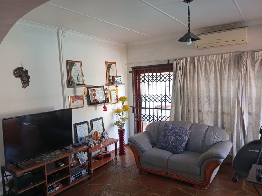 To Let 4 Bedroom Property for Rent in Kildare KwaZulu-Natal