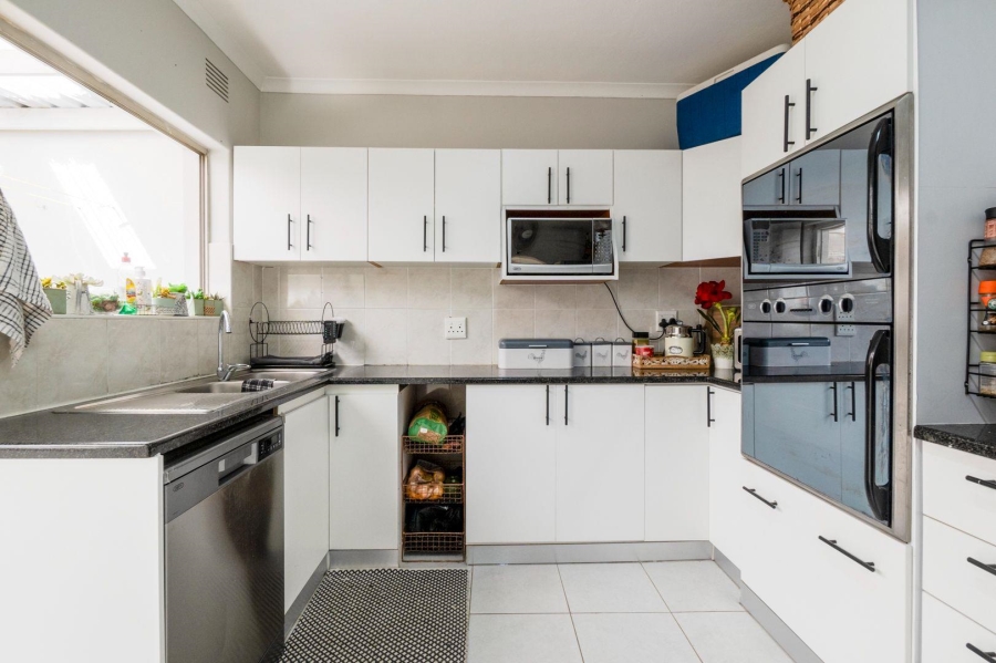 4 Bedroom Property for Sale in Amanzimtoti KwaZulu-Natal