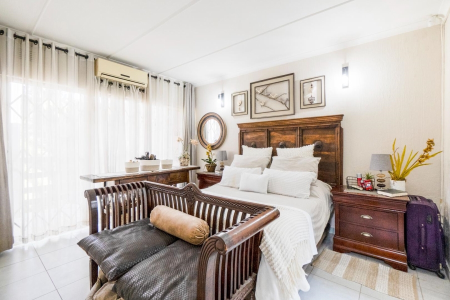 4 Bedroom Property for Sale in Amanzimtoti KwaZulu-Natal