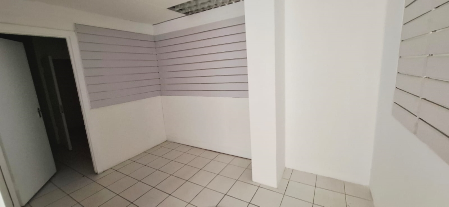 To Let commercial Property for Rent in Overport KwaZulu-Natal