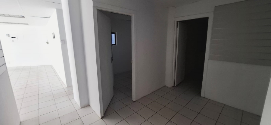 To Let commercial Property for Rent in Overport KwaZulu-Natal
