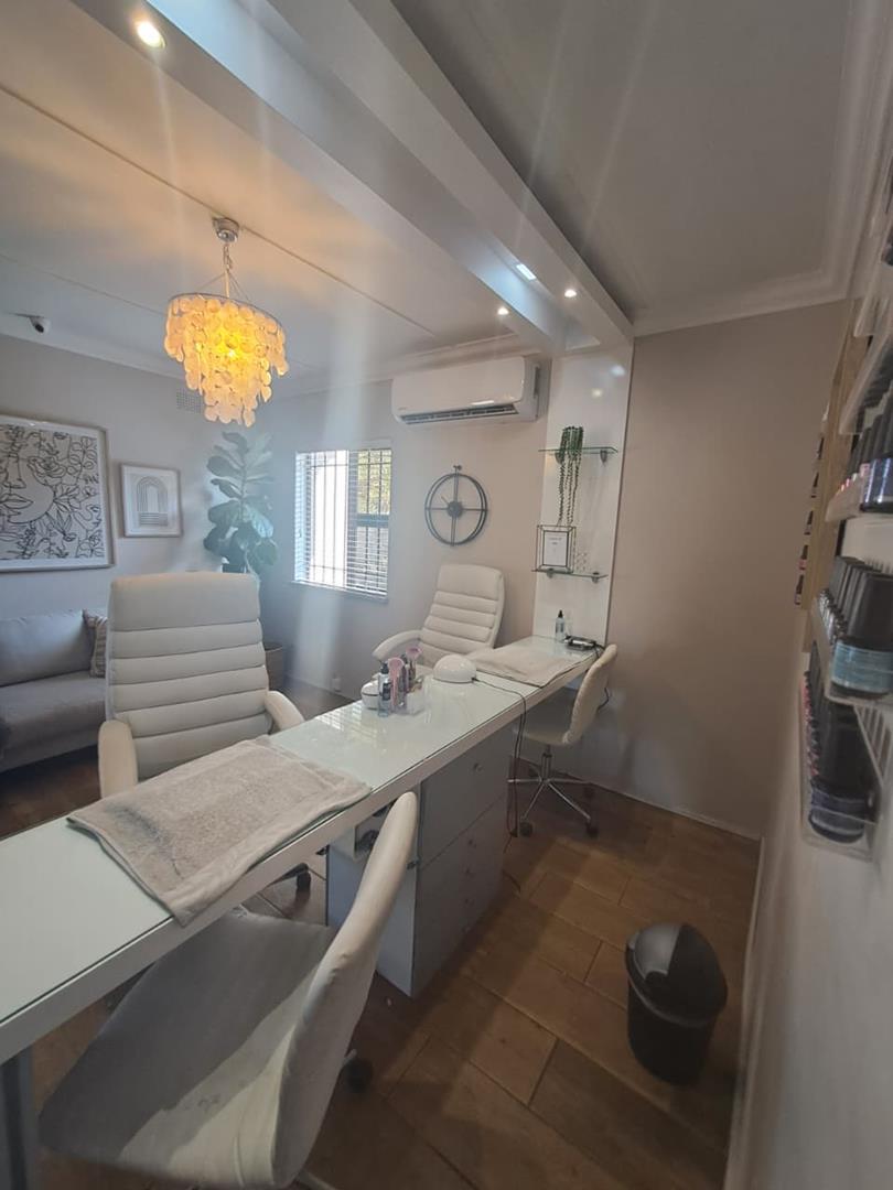 3 Bedroom Property for Sale in Meer En See KwaZulu-Natal