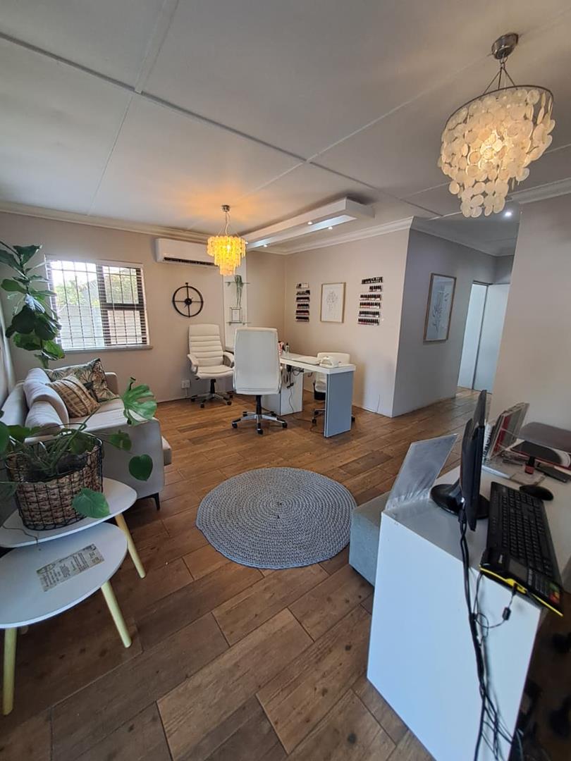 3 Bedroom Property for Sale in Meer En See KwaZulu-Natal