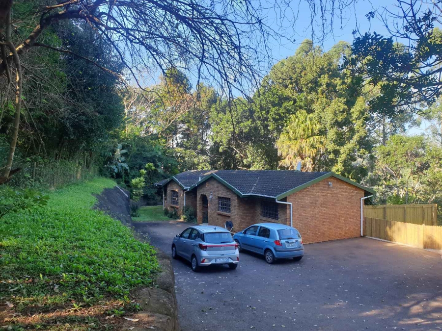 To Let 3 Bedroom Property for Rent in Waterfall KwaZulu-Natal