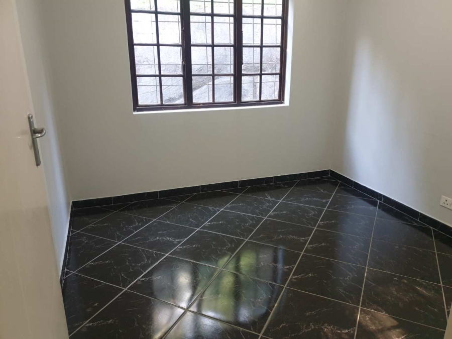 To Let 3 Bedroom Property for Rent in Waterfall KwaZulu-Natal