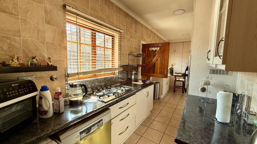 3 Bedroom Property for Sale in Bellevue KwaZulu-Natal