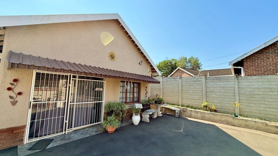 3 Bedroom Property for Sale in Bellevue KwaZulu-Natal