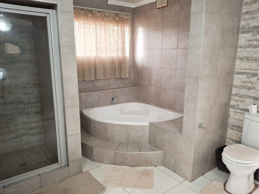 4 Bedroom Property for Sale in Winterskloof KwaZulu-Natal