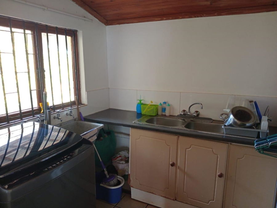 6 Bedroom Property for Sale in Nyala Park KwaZulu-Natal