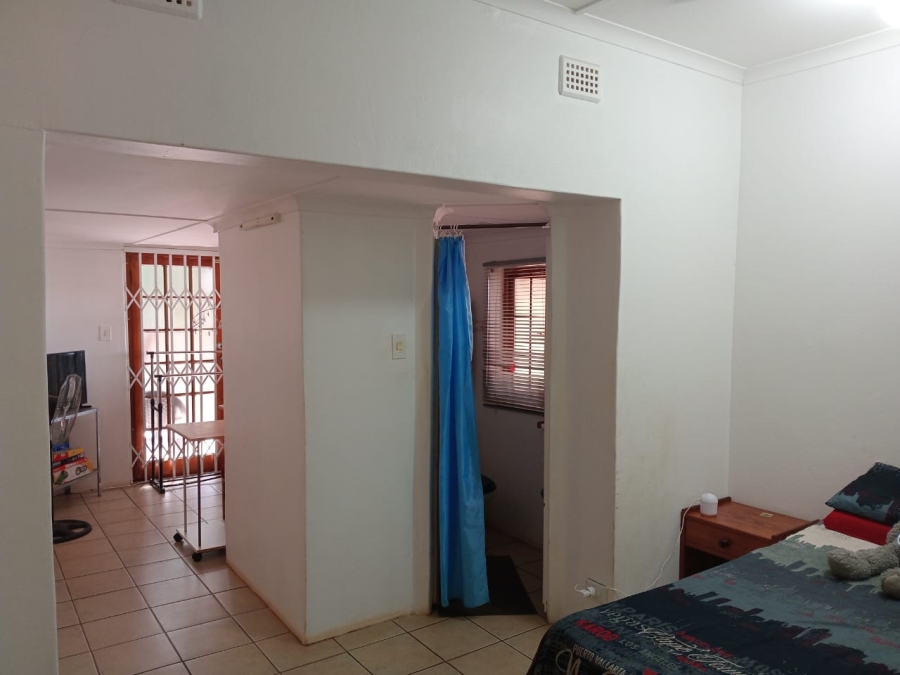 6 Bedroom Property for Sale in Nyala Park KwaZulu-Natal