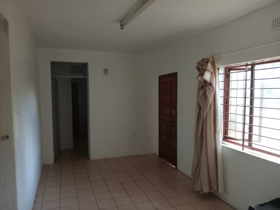 6 Bedroom Property for Sale in Nyala Park KwaZulu-Natal