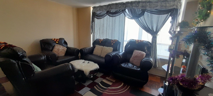 1 Bedroom Property for Sale in Esplanade KwaZulu-Natal