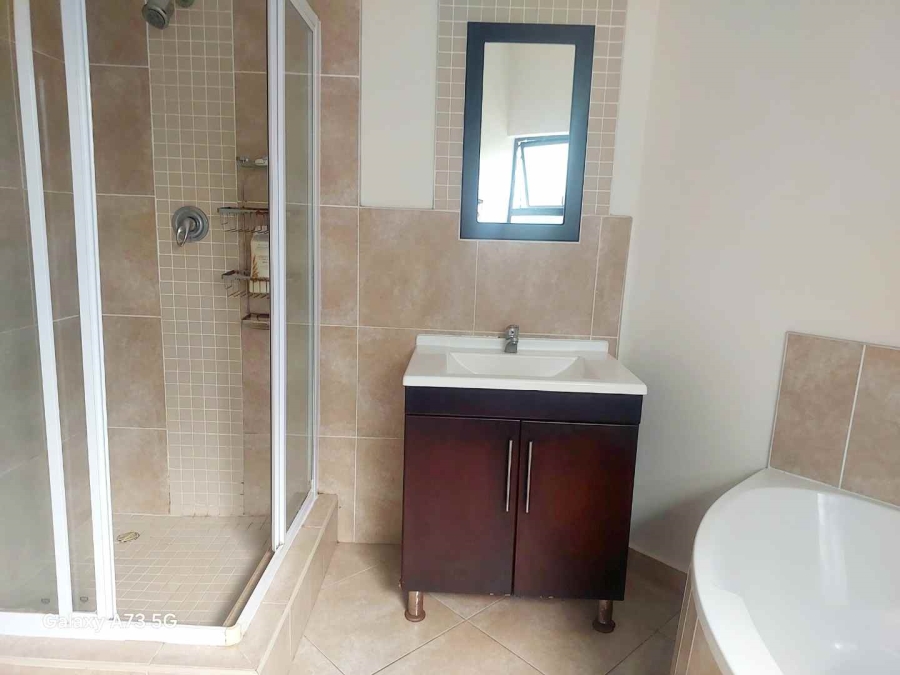To Let 3 Bedroom Property for Rent in Palm Lakes Estate KwaZulu-Natal