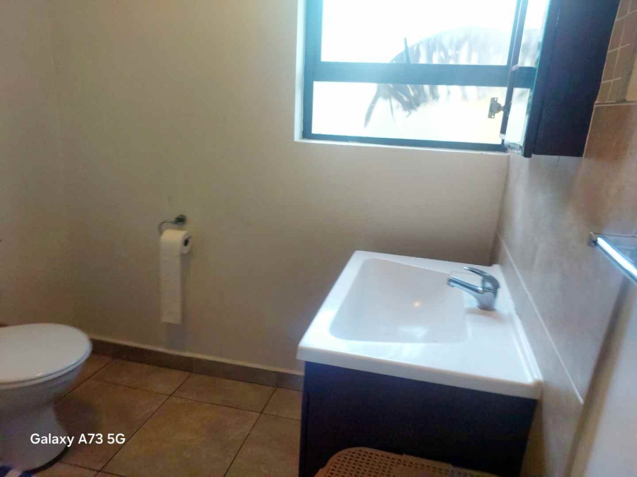 To Let 3 Bedroom Property for Rent in Palm Lakes Estate KwaZulu-Natal