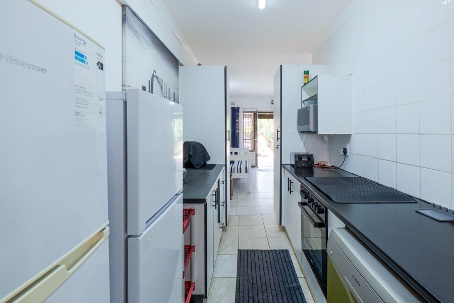 2 Bedroom Property for Sale in Amanzimtoti KwaZulu-Natal