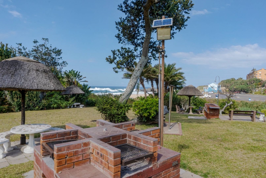 2 Bedroom Property for Sale in Amanzimtoti KwaZulu-Natal