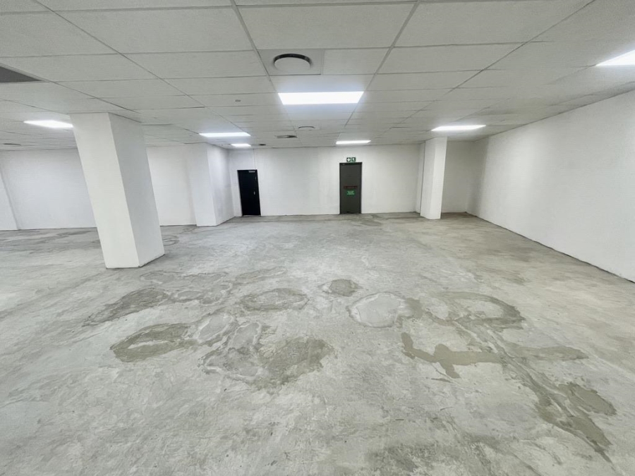 To Let commercial Property for Rent in Essenwood KwaZulu-Natal