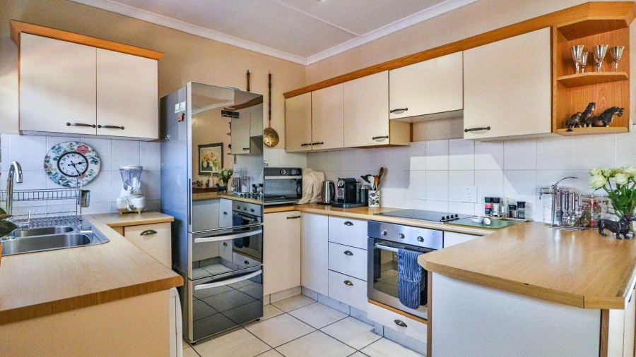 3 Bedroom Property for Sale in Mountain Homes KwaZulu-Natal