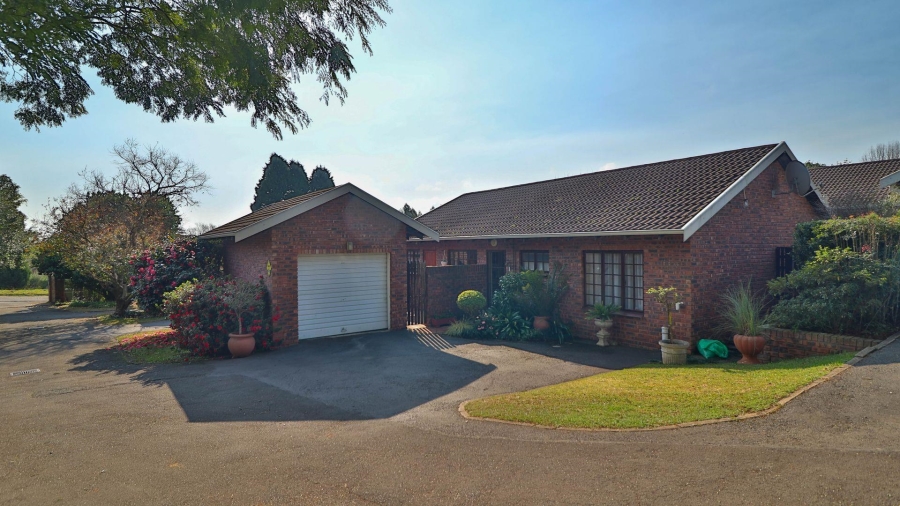 3 Bedroom Property for Sale in Mountain Homes KwaZulu-Natal