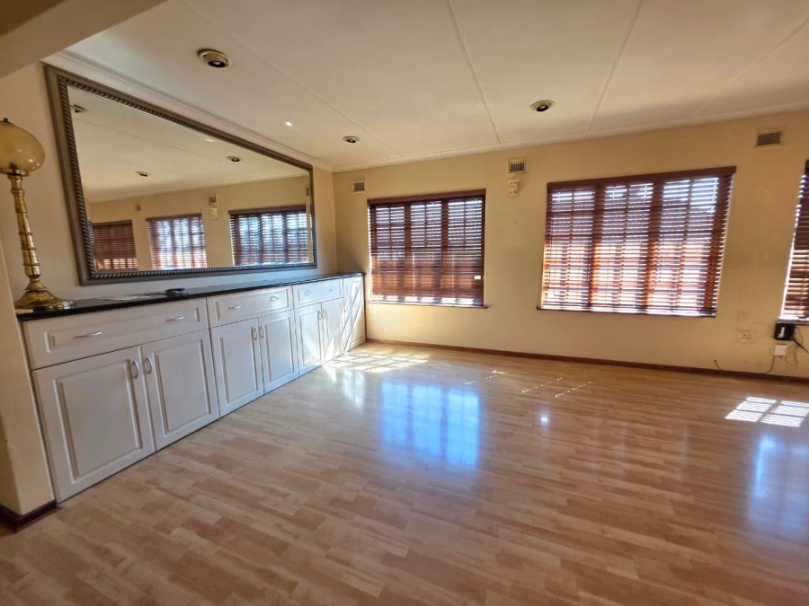 2 Bedroom Property for Sale in Malvern KwaZulu-Natal