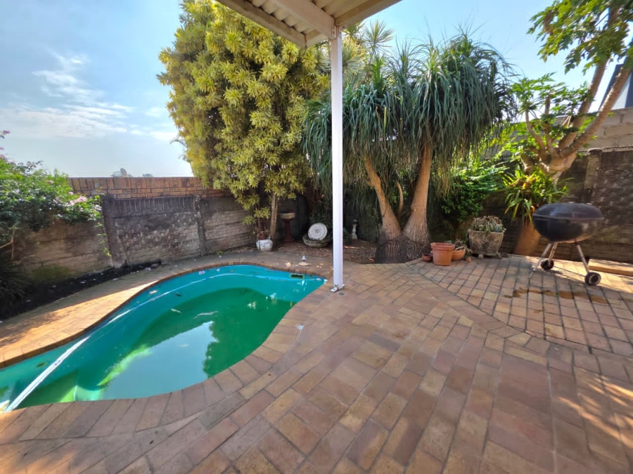 2 Bedroom Property for Sale in Malvern KwaZulu-Natal