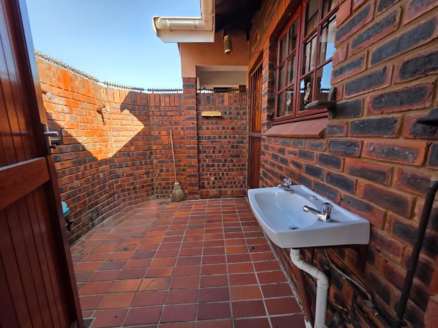 2 Bedroom Property for Sale in Malvern KwaZulu-Natal