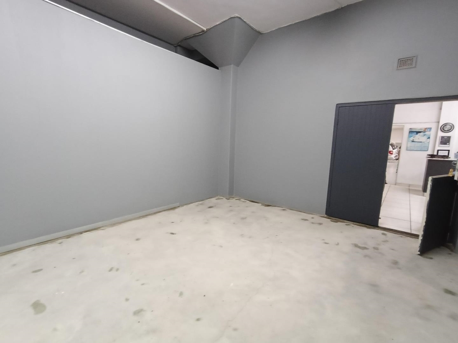 To Let commercial Property for Rent in New Germany KwaZulu-Natal