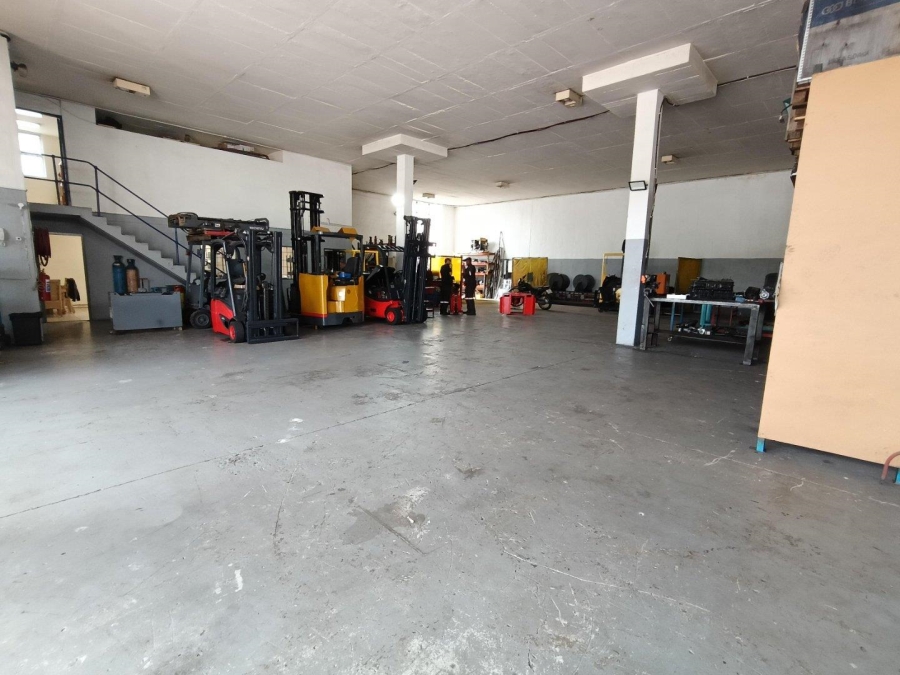 To Let commercial Property for Rent in Westmead KwaZulu-Natal