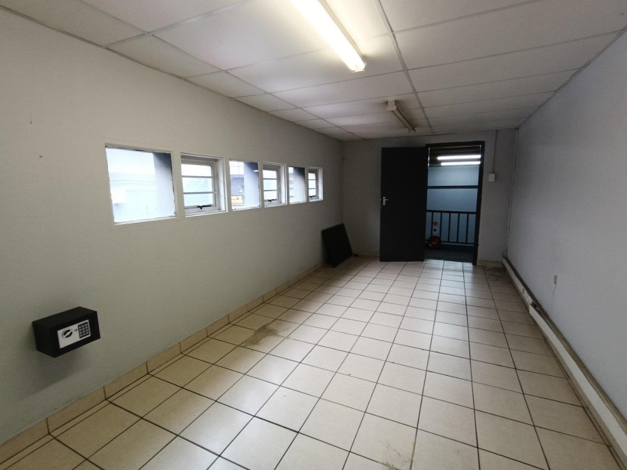To Let commercial Property for Rent in New Germany KwaZulu-Natal