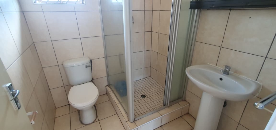 To Let 2 Bedroom Property for Rent in Brackenham KwaZulu-Natal