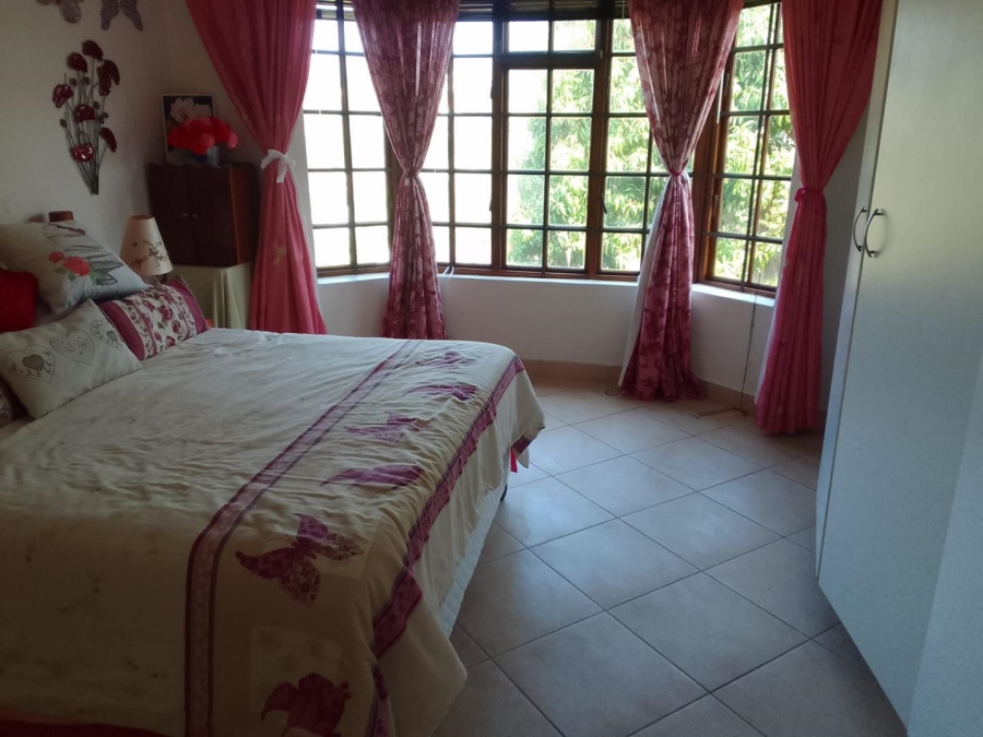 2 Bedroom Property for Sale in Manaba Beach KwaZulu-Natal