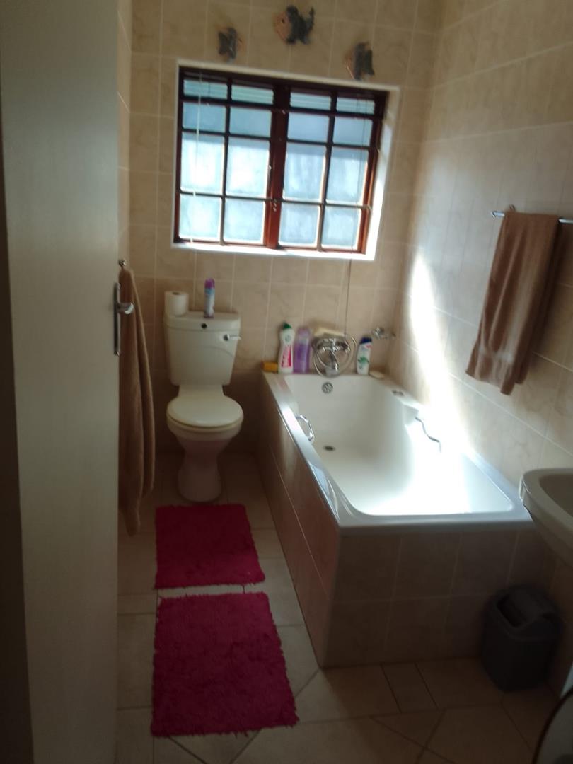 2 Bedroom Property for Sale in Manaba Beach KwaZulu-Natal