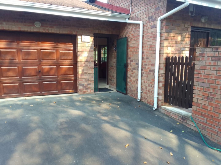 2 Bedroom Property for Sale in Manaba Beach KwaZulu-Natal
