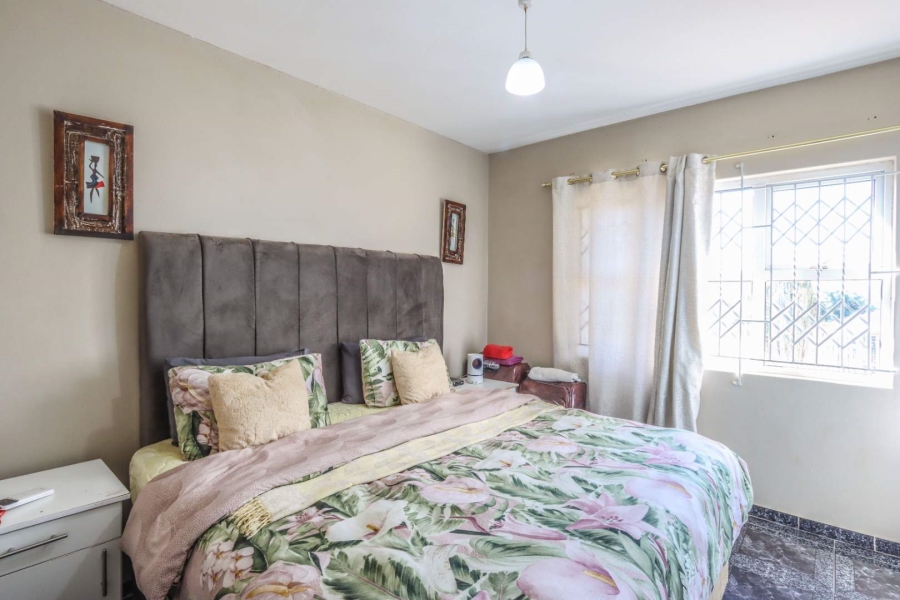 2 Bedroom Property for Sale in Sea View KwaZulu-Natal