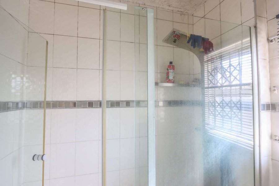 2 Bedroom Property for Sale in Sea View KwaZulu-Natal
