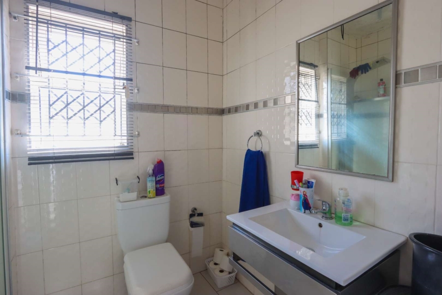 2 Bedroom Property for Sale in Sea View KwaZulu-Natal