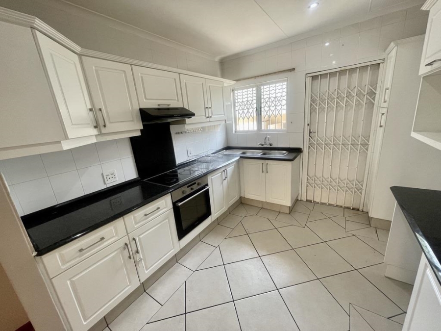To Let 3 Bedroom Property for Rent in Somerset Park KwaZulu-Natal