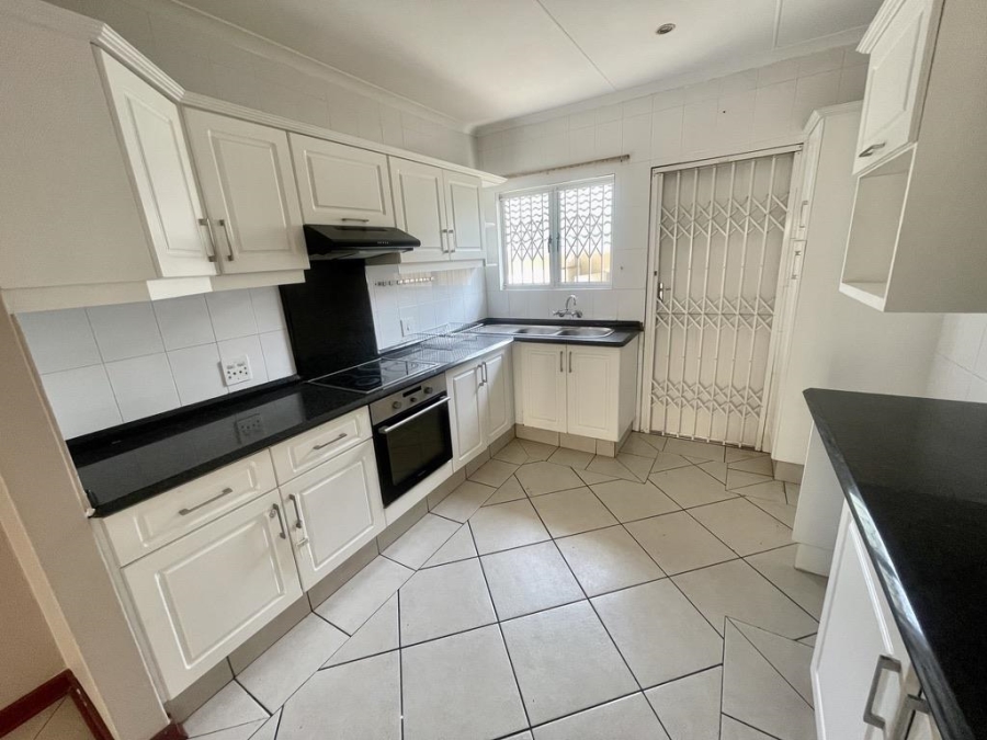 To Let 3 Bedroom Property for Rent in Somerset Park KwaZulu-Natal