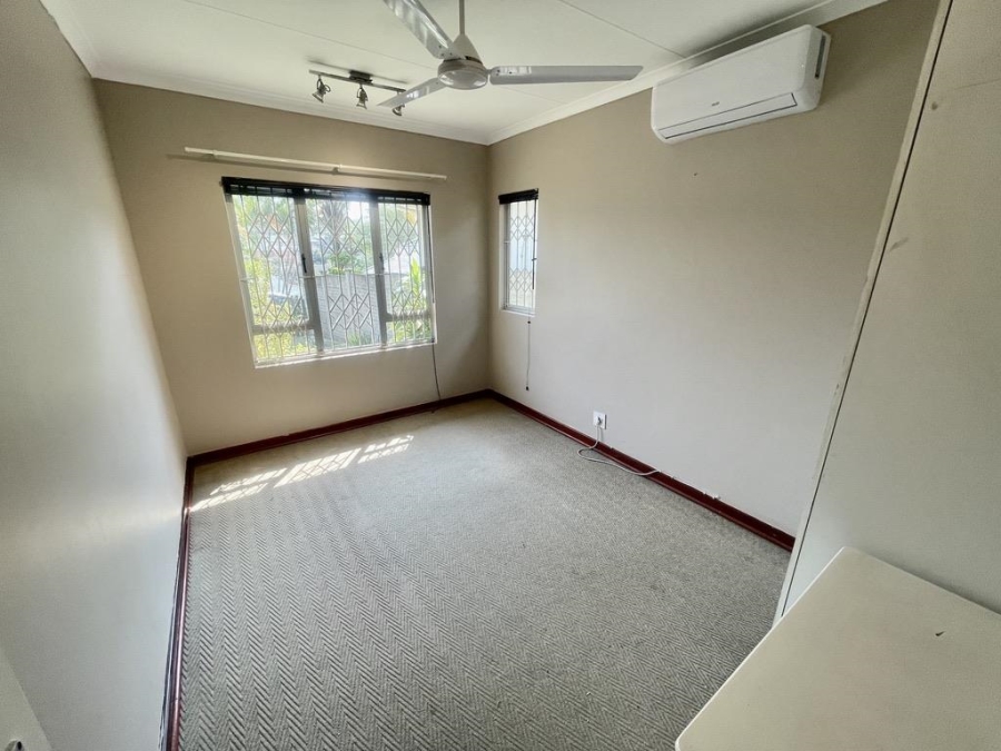 To Let 3 Bedroom Property for Rent in Somerset Park KwaZulu-Natal