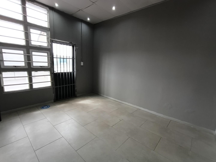 To Let commercial Property for Rent in New Germany KwaZulu-Natal
