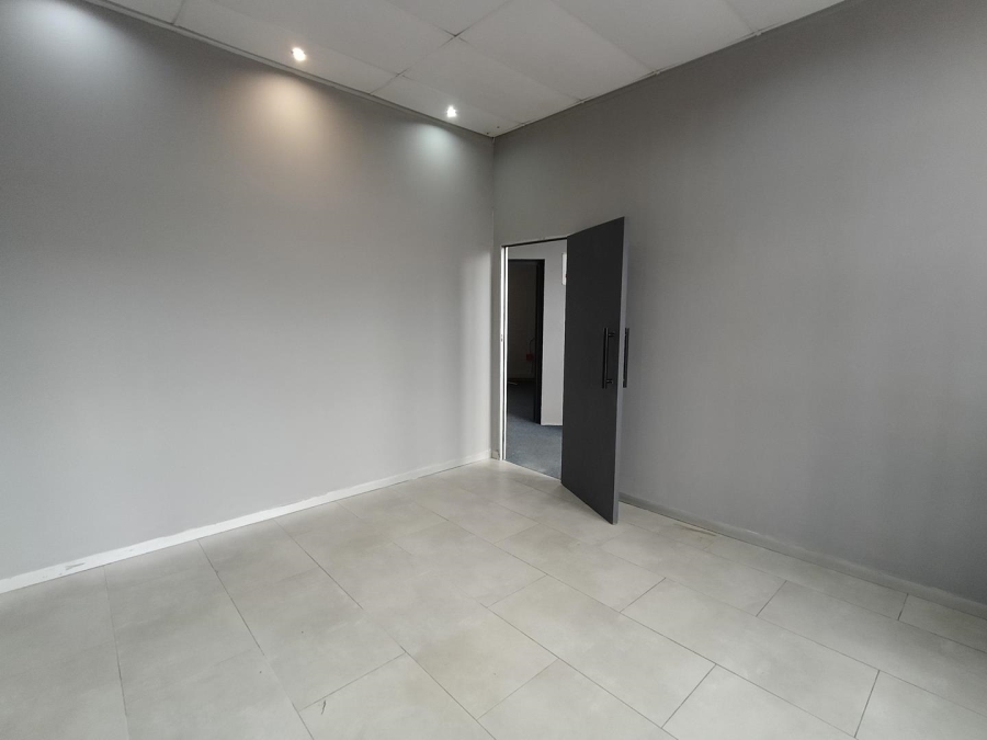 To Let commercial Property for Rent in New Germany KwaZulu-Natal