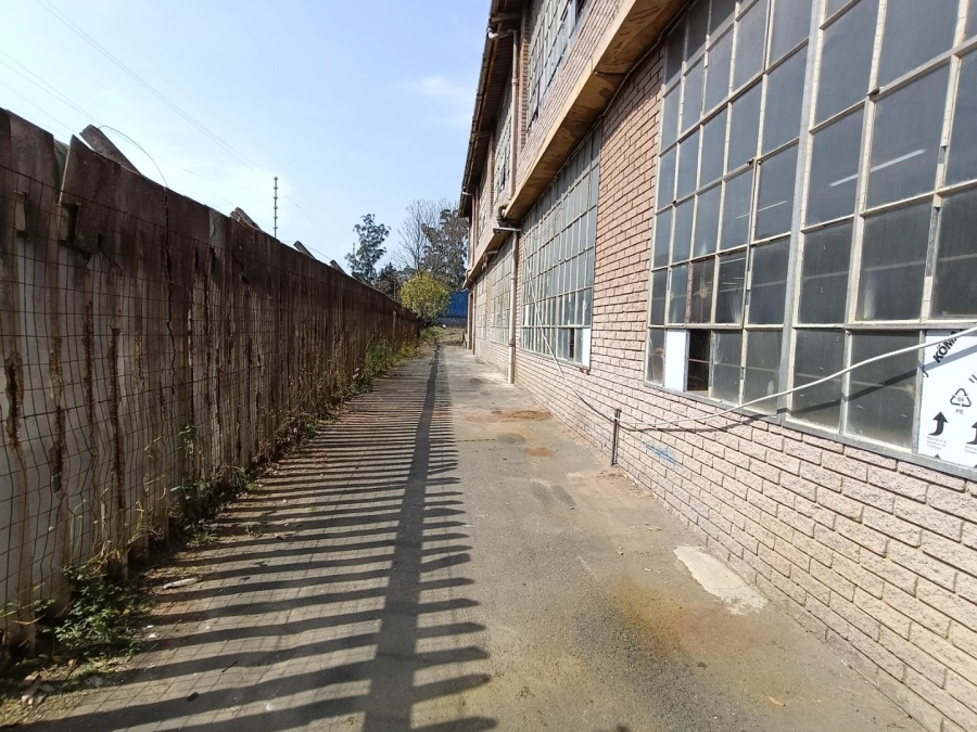 To Let commercial Property for Rent in New Germany KwaZulu-Natal