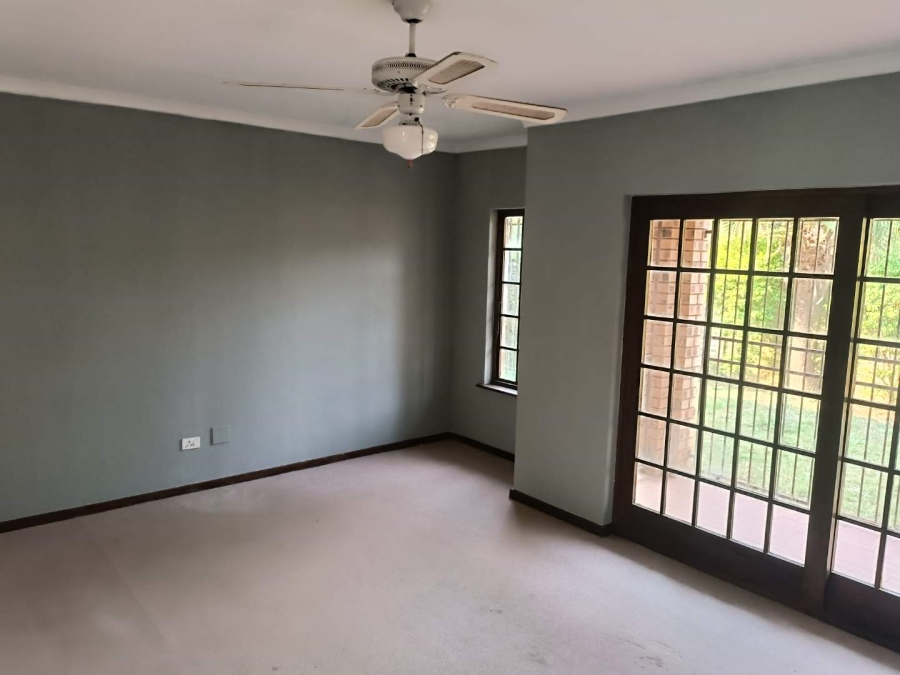 3 Bedroom Property for Sale in Scottsville KwaZulu-Natal