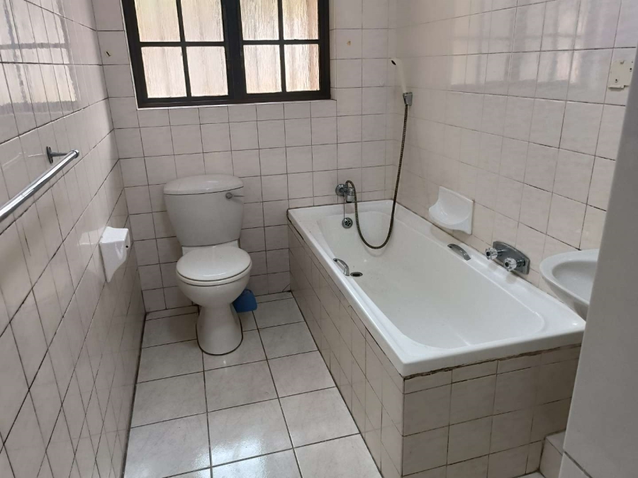3 Bedroom Property for Sale in Scottsville KwaZulu-Natal