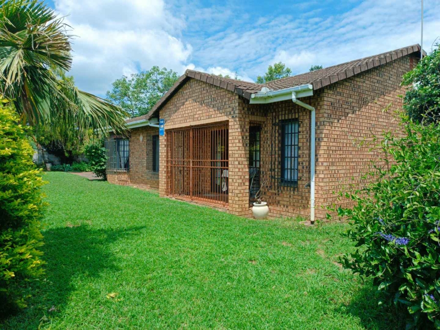 3 Bedroom Property for Sale in Scottsville KwaZulu-Natal