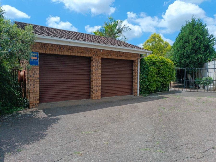 3 Bedroom Property for Sale in Scottsville KwaZulu-Natal
