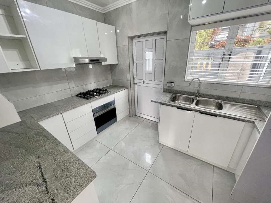To Let 3 Bedroom Property for Rent in Sunningdale KwaZulu-Natal