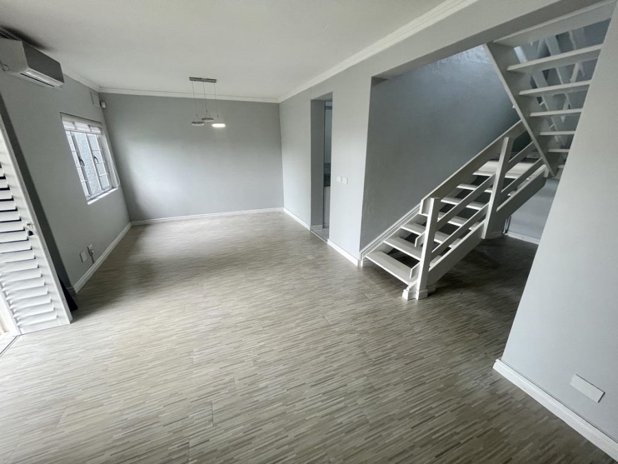 To Let 3 Bedroom Property for Rent in Sunningdale KwaZulu-Natal
