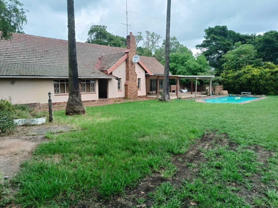 11 Bedroom Property for Sale in Foxhill KwaZulu-Natal
