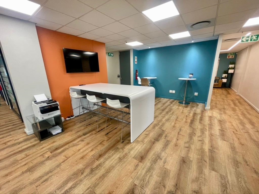 To Let commercial Property for Rent in Umhlanga Ridge KwaZulu-Natal